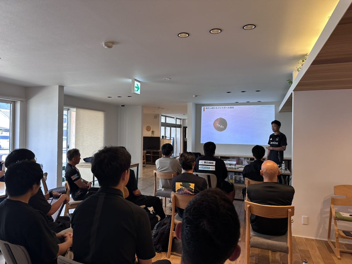 251008　定休日の打合せ場所で。