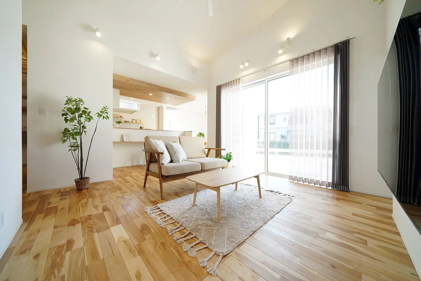 省エネ基準適合住宅の義務とは？ 住宅ローン控除や費用はどうなるか事例を紹介